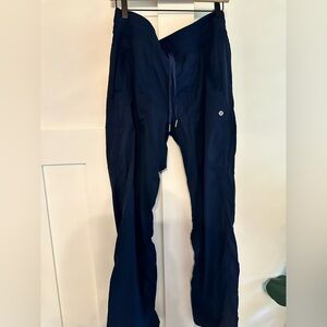 Lululemon dance studio pant, mid rise 31.5 inseam